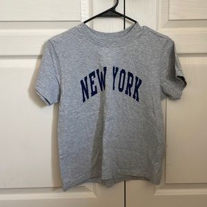 Brandy Melville New York T Shirt Cropped
